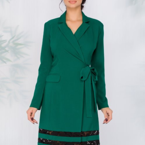 Rochie verde petrecuta cu dantela la baza