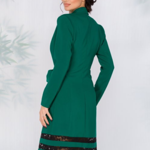 Rochie verde petrecuta cu dantela la baza