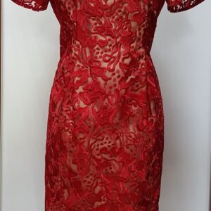 Rochie din dantela rosie