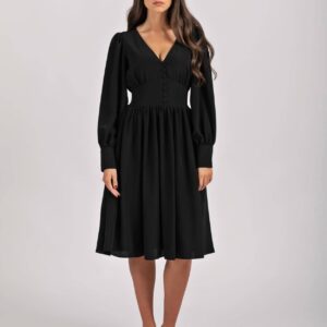 Rochie neagra cu nasturi decorativi
